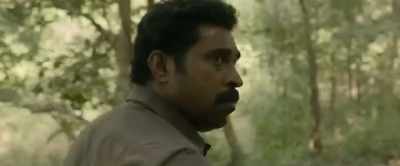 If they get back their chain,
they'll take back the case. - Thondimuthalum Driksakshiyum