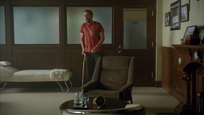 If you go silent
for over a decade, - House