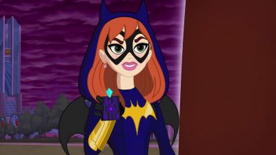 If Granny can use the Amethyst to amplify her powers I can use it too - DC Super Hero Girls: Super Hero High