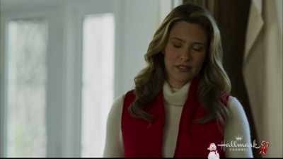 If you have any questions,
just come ask me. - Christmas Wishes & Mistletoe Kisses