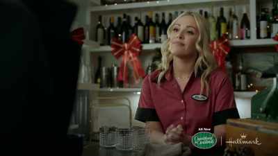 If he'd hit me, you would
have felt bad for me, - Noel Next Door