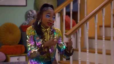 If he's coming for my money, - That Girl Lay Lay