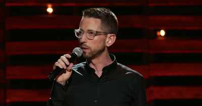If I had a concealed weapon,
that's all I would think about all day. - Neal Brennan: 3 Mics