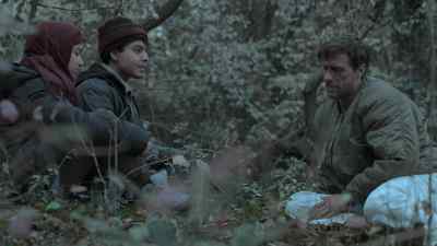 If I can get to a phone...
[BIRD CRIES] - Absentia