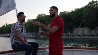 If I continue to fight
with Valentin, we make a scene, - Love Trip: Paris