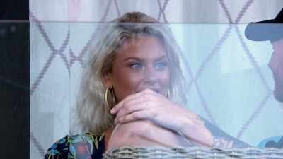 >> IF I COULD DESCRIBE MYSELF,
I'M LIKE PUDDING. - Love Island