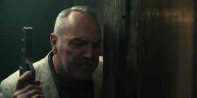If I don't kill you,
Prime Minister Diaz will. - Sniper: The Last Stand