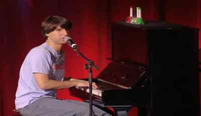 If I ever saw an amputee being hanged - Demetri Martin. Person.