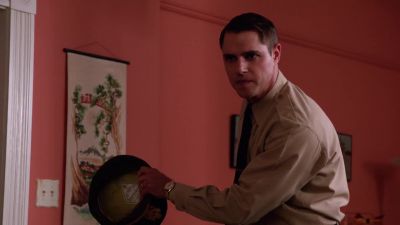 If I waIk out that door, that's it. - Mad Men
