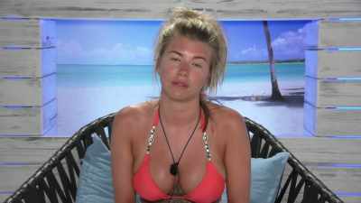 If I'm gonna give Alex
a chance, - Love Island