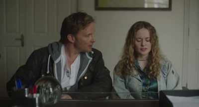 - If I'm not...
- No, Matthew, please. - Love Sarah
