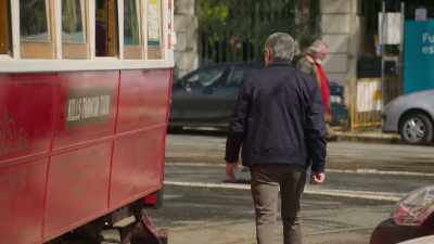 If it was me, I would just barrel through, - The Reluctant Traveler with Eugene Levy