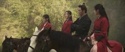 If it were me,
I would've taught those ingrates a lesson. - Sakra
