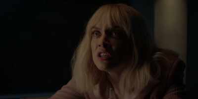 If Kate's been kidnapped,
shouldn't we call my dad? - Batwoman