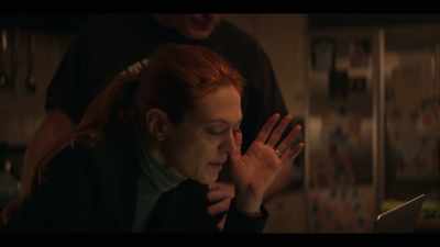 If Maggie tweets
that she spent the day - Y: The Last Man