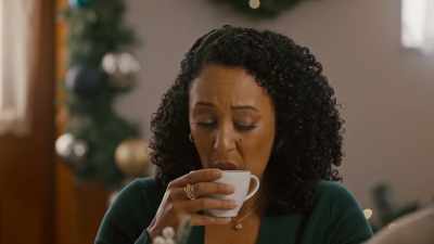 If mom brought
in the most perfect baker - Scouting for Christmas