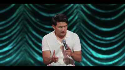 "If money leaves my possession, - Ronny Chieng: Love to Hate It