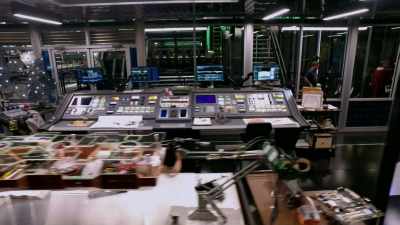 If you need help or money
or something, maybe I can... - Ant Man and the Wasp