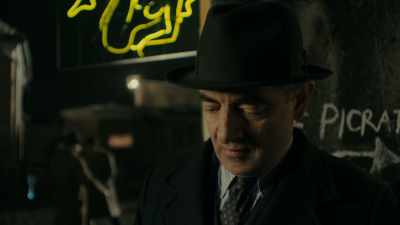 If you pass it on, - Maigret in Montmartre
