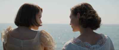 If Paula came by and saw
the mural, - Young Woman and the Sea