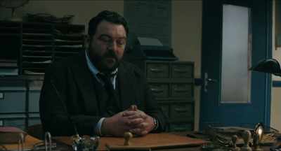 If Philippe Saint-Andre
is her father, - Monsieur Spade