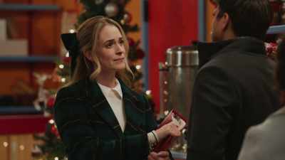 If planning dates
isn't for you right now, - Engaged by Christmas