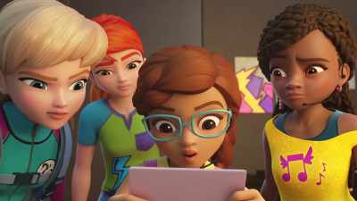 If we redistribute
the crowd's weight, - LEGO Friends: Girls on a Mission