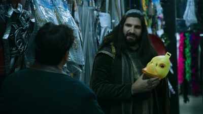 If you saw a man
dressed in this mask, - What We Do in the Shadows