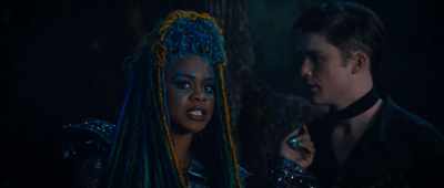 If you see Merlin coming, give a signal. - Descendants: The Rise of Red