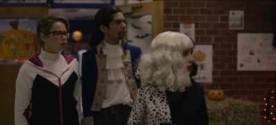 - If she's not there...
- Killer clowns! Killer clowns! - The Curse of Bridge Hollow