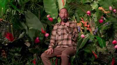 If you sit like that,
women are like, "Stop it! I hate it!" - Ari Shaffir: America's Sweetheart