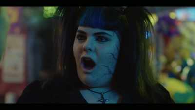 If something bad happens to her, - Crazy Fun Park