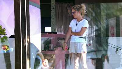 >> IF SOMETHING HAPPENED, EVEN
IF IT WILL HURT MY FEELINGS, I - Love Island