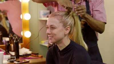 If it sucks,
this documentary - Iliza Shlesinger: Over & Over
