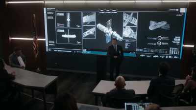 If this tech gets into the
hands of our foreign enemies, - The Rookie: Feds