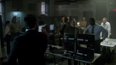 If that's the device,
it's at least 200 pounds. - Homeland