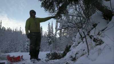 If the fire warms
up the snow above, - Life Below Zero: Next Generation