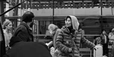 - If there are seats, let her come.
- There are, and why shouldn't she come? - Green Border