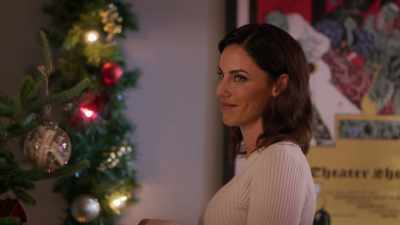 If these auditions don't pan out,
it is back to Detroit - I'm Glad It's Christmas