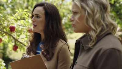If these guests wanted
to be manipulated - Autumn at Apple Hill