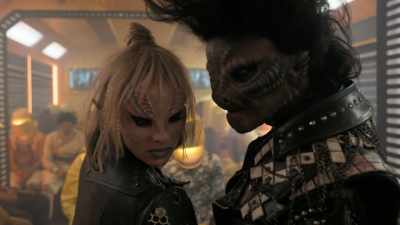 ...if they're wearing
these damn bubble helmets. - Vagrant Queen