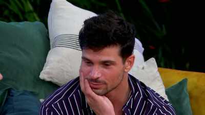 IF THINGS START DEVELOPING,
WE'LL HEAD THAT WAY, AND IF IT - Love Island