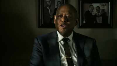 If you think that they won't
touch a politician - Godfather of Harlem