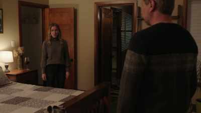 -If you think they're lee's--
-whose then? Murray? - Deadly Ex Next Door