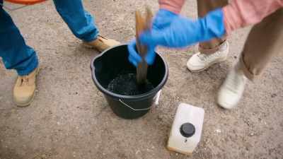 If those tyre shreds could talk...
Finely ground tyre. - James May and the Dull Men