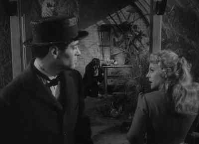 - If you touch him. I'll kill you
- Did I start? Come on! - The Diary of a Chambermaid
