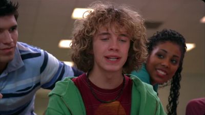 If Troy can tell his secret - High School Musical