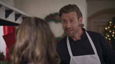 If you value your life,
you'll back away from my vichyssoise! - The Case of the Christmas Diamond