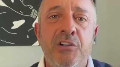If you want to savethe company,
take your energy, - Diamond Hands: The Legend of WallStreetBets