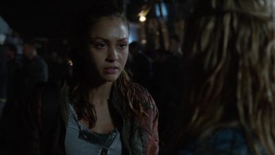 If she won't
let him go, kill her. - The 100